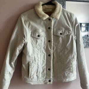 Sherpa Lined Levis Trucker Jacket